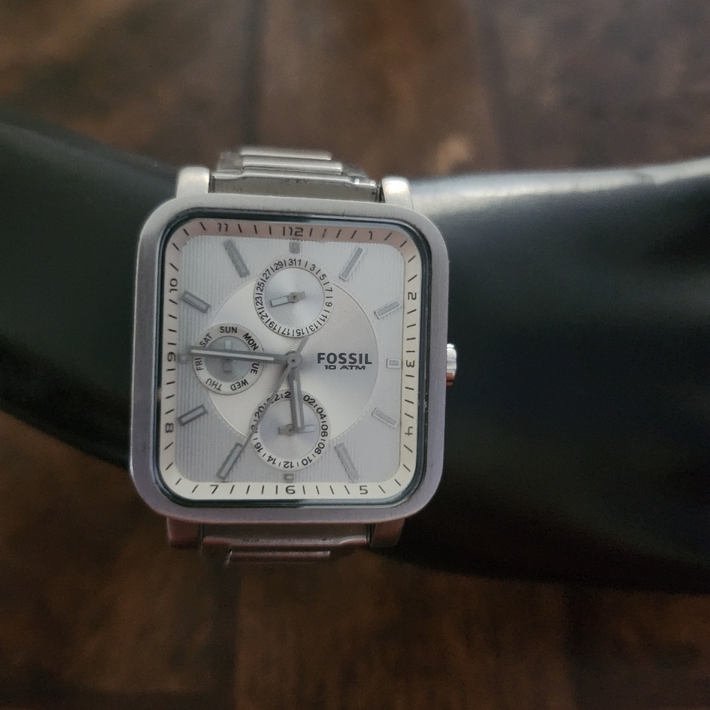 Fossil watch